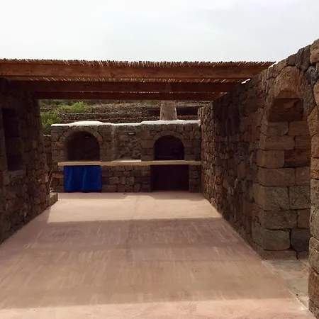 Дом отдыха Il Dammuso Di Giorgia Пантеллерия